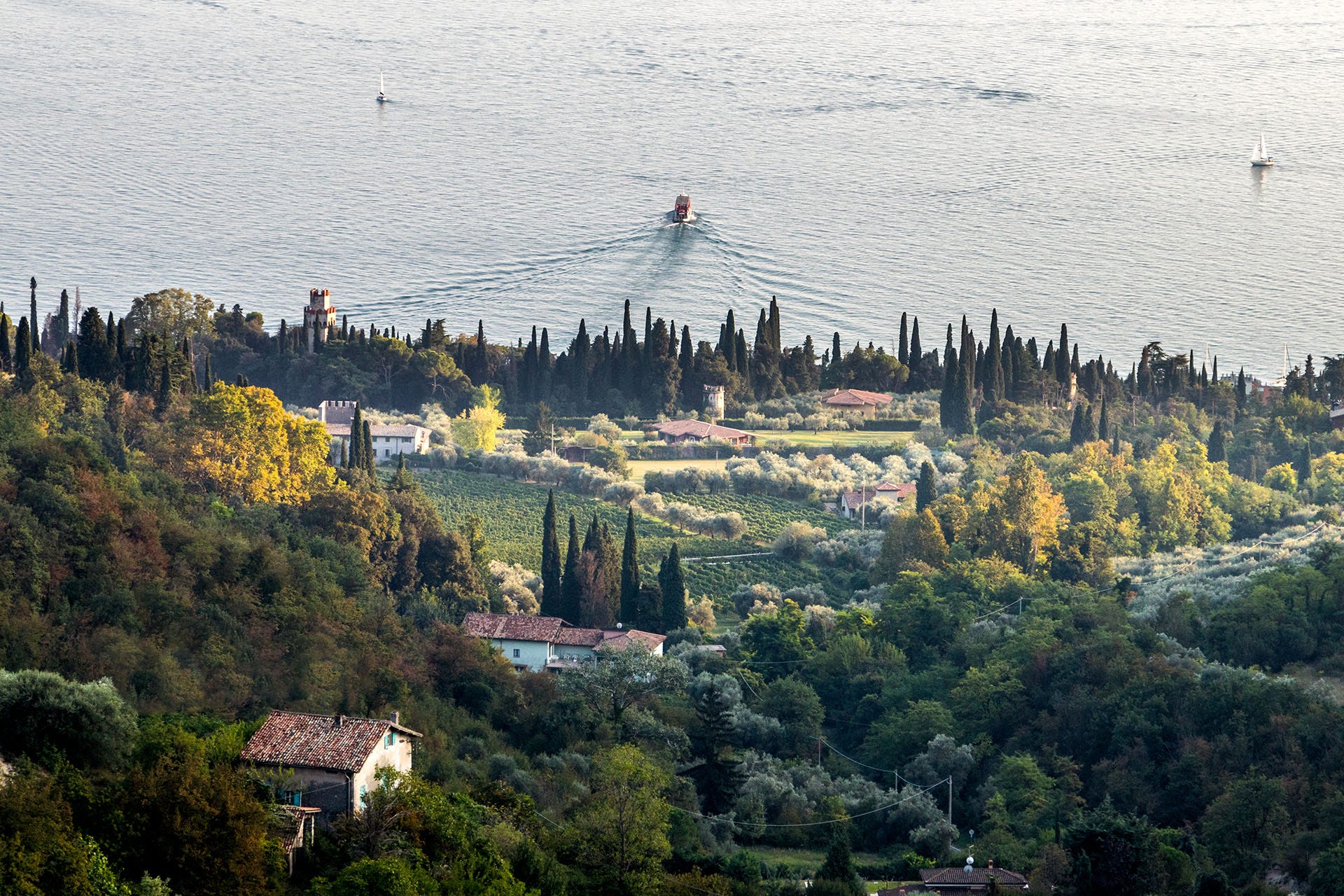Eastern Shoes of Lake Grada
